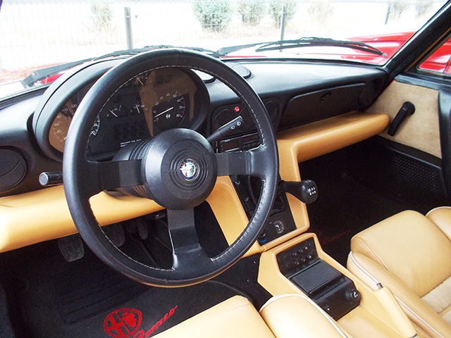 アルファロメオ　スパイダーベローチェ(シリーズ4)