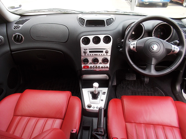 アルファ156スポーツワゴン リネアロッサ 2.0 JTS セレスピード