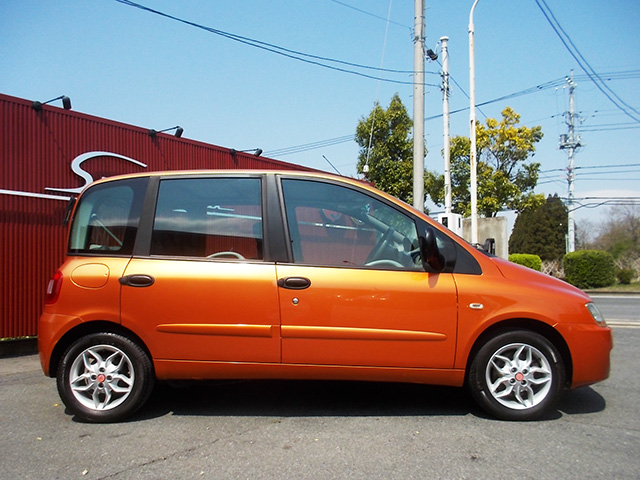 フィアット ニュームルティプラ ELX プラス