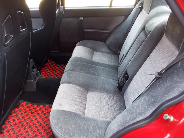 アルファロメオ75ツインスパーク