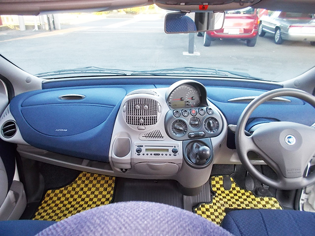 フィアット 前期型ムルティプラELX