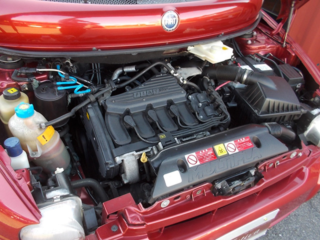 フィアット 前期型ムルティプラELXプラス