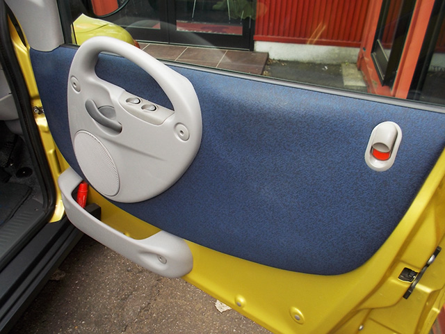 前期型フィアット ムルティプラ ELX