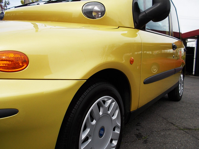 前期型フィアット ムルティプラ ELX