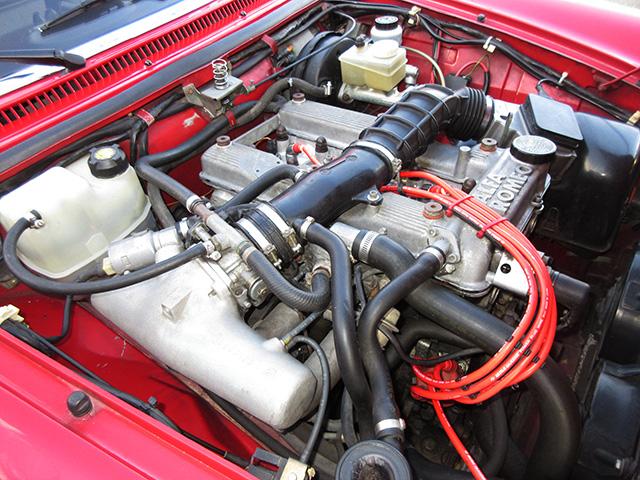 アルファロメオ スパイダー クワドリフォリオ