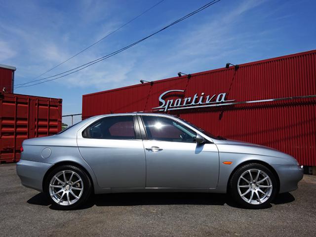 アルファ156フェーズ2　2.5 V6 6速マニュアル