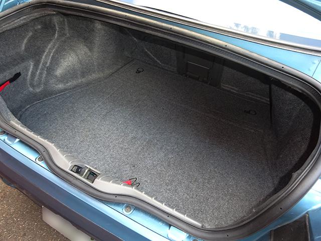 前期型アルファ156 2.0 ツインスパーク(5速MT)