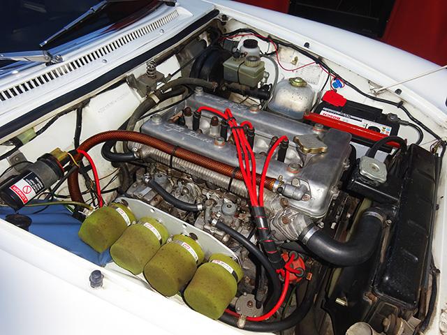 アルファロメオ スパイダー2.0(キャブ後期型/シリーズ3)