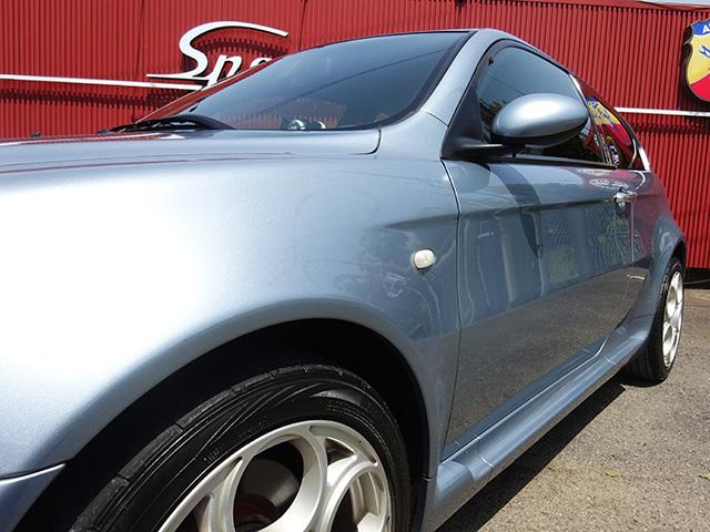 アルファ 147 GTA (6速マニュアルモデル)