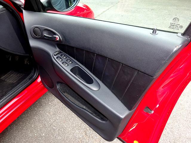 アルファ 156 2.5 V6 24V (6速MT/最初期モデル)