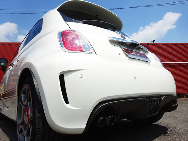 アバルト595コンペティツィオーネ(右ハンドル/5MT)