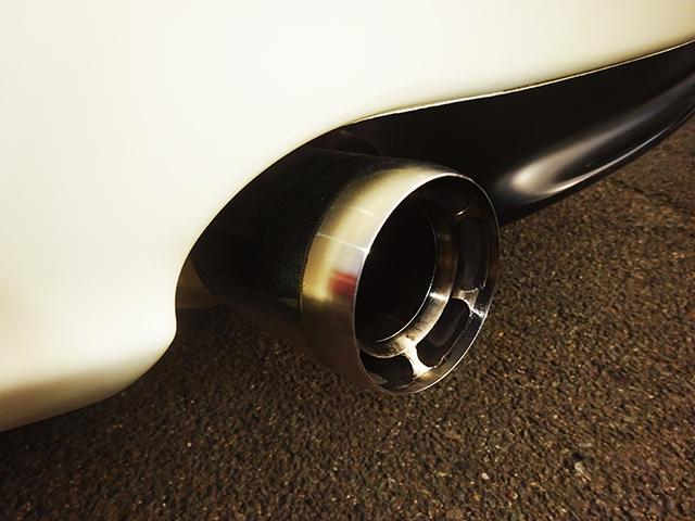 アルファ147TI 2.0ツインスパーク(5速MT/左ハンドル)