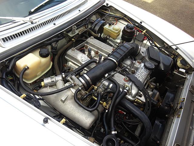 アルファロメオ スパイダーベローチェ(シリーズ4/3AT)