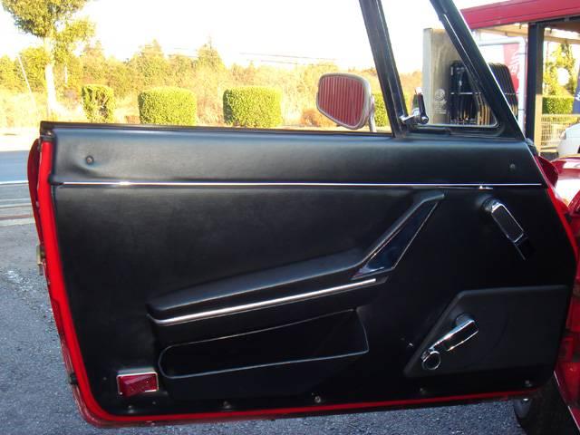 アルファロメオ スパイダー 2.0 キャブ後期