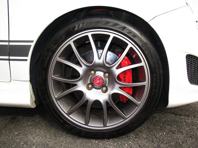 アバルト595コンペティツィオーネ(左ハンドル/5速MT)