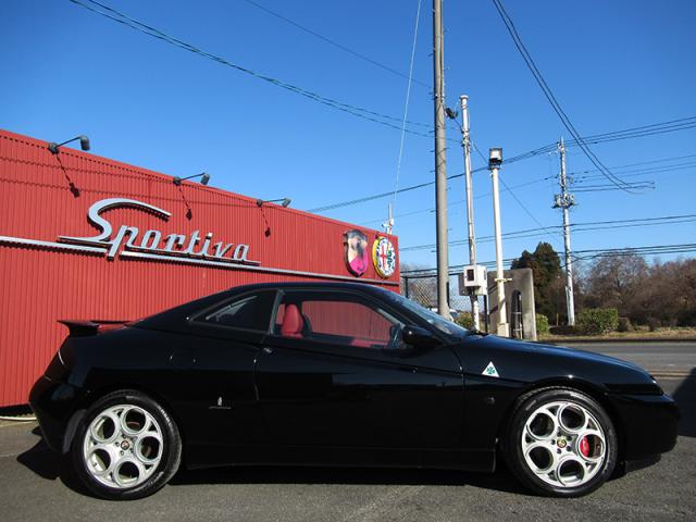 最終型 アルファ GTV 3.2 V6 24V(左ハンドル/6MT)