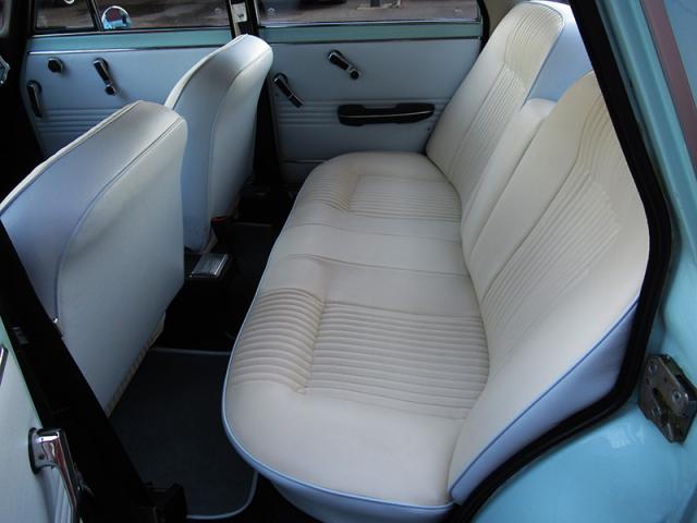 内外装機関系レストア済みアルファロメオ ジュリアスーパー