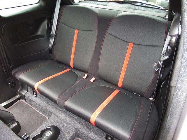 アバルト500(5速MT/イギリス並行車)