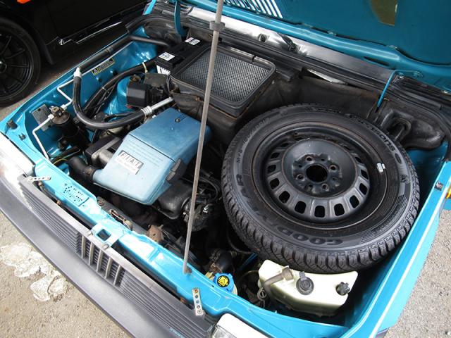 フィアット パンダスーパー(メタルトップ/5MT)