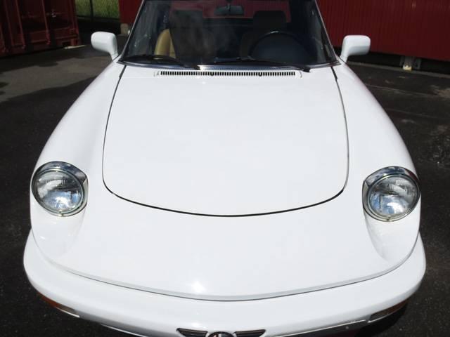 アルファ スパイダー ヴェローチェ ソフトトップ交換済み