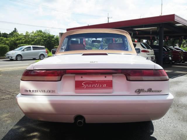 アルファ スパイダー ヴェローチェ ソフトトップ交換済み