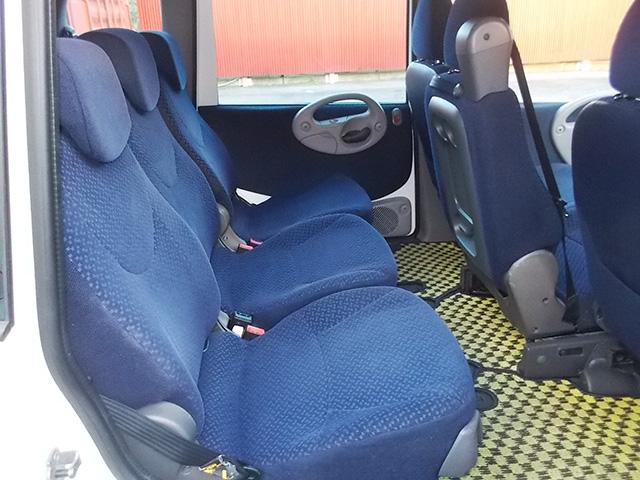 フィアット 前期型ムルティプラELX