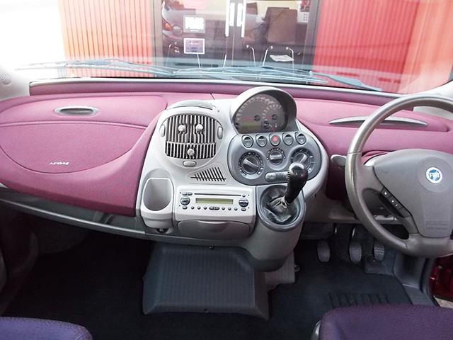 フィアット 前期型ムルティプラELXプラス